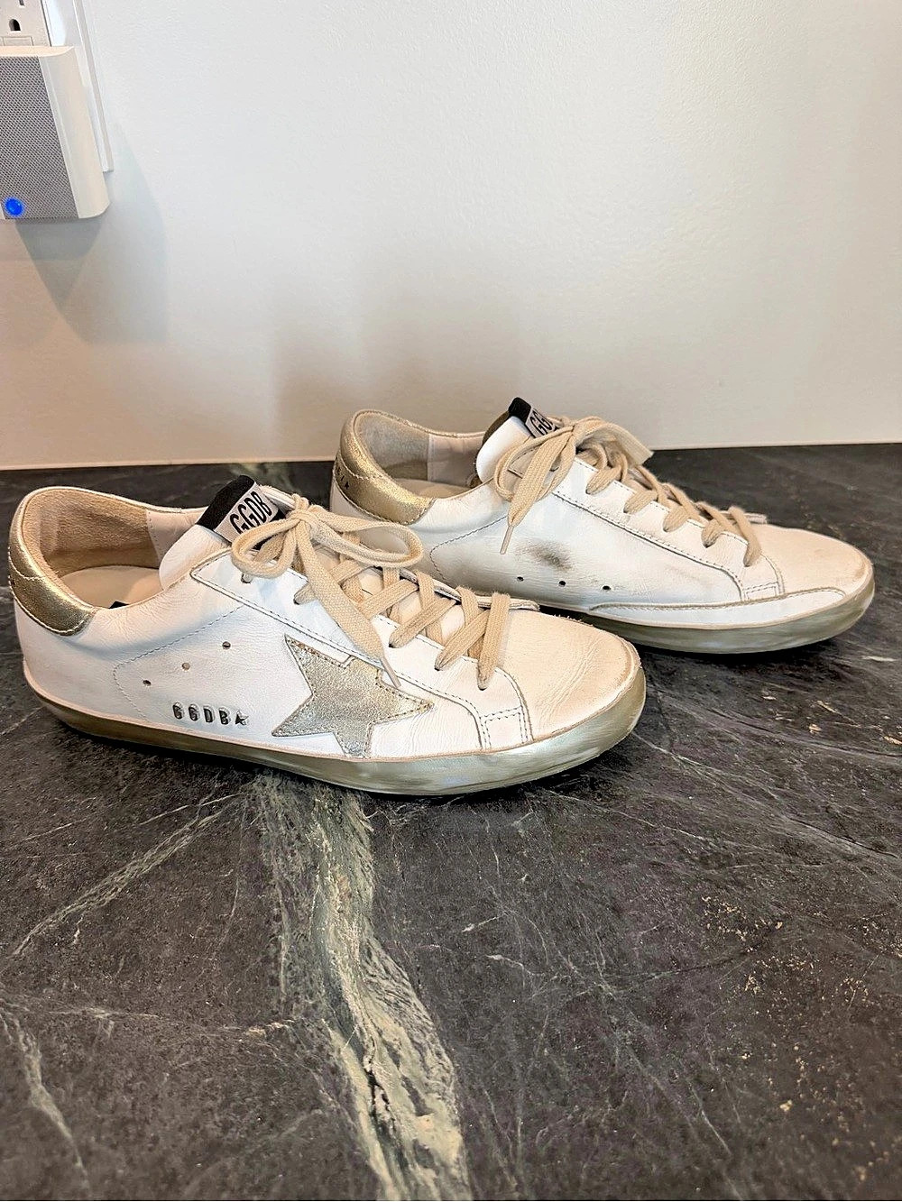 Golden Goose Super-Star Women's White & Gold EU 38 Sneakers